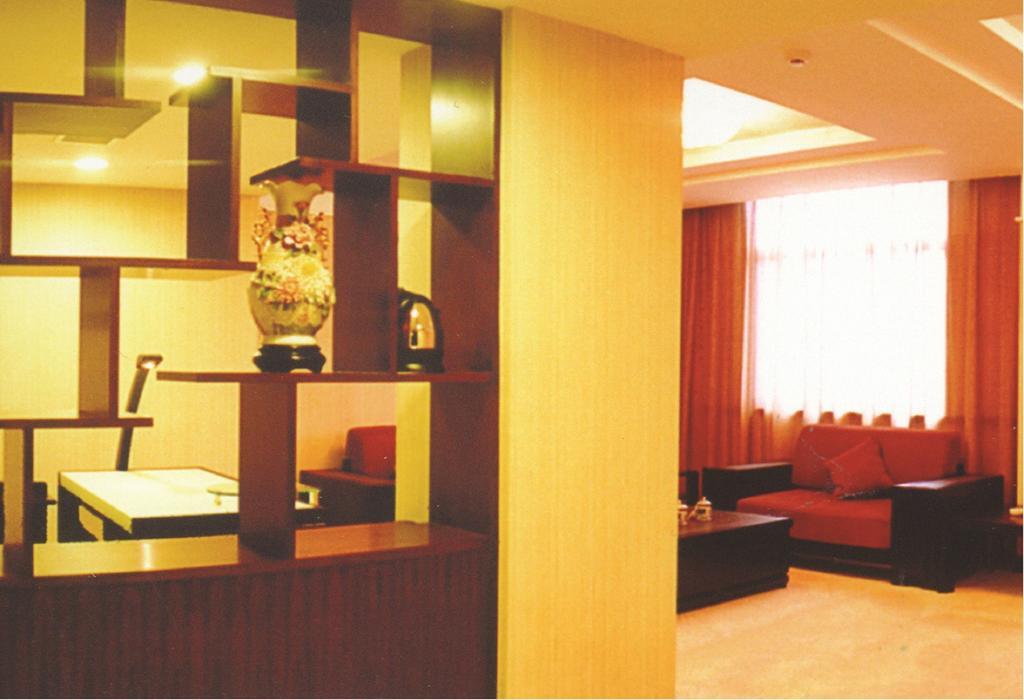 Datong Hongqi Grand Hotel エクステリア 写真